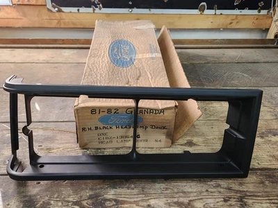 Nuevo de Lote Antiguo Ford Granada 1981 FARO NEGRO LUZ BISEL PUERTA GRANADA E1DZ-13064-C Foto 1 de 4