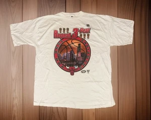 Vintage 1998 Starter Chicago Bulls Repeat 3-Peat Championship Shirt Gr. XL - Bild 1 von 8
