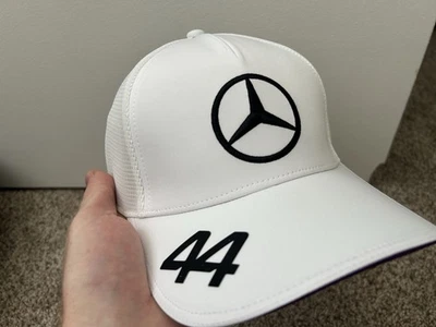 Gorra Mercedes AMG Petronas F1 2024 Lewis Hamilton - Sombrero Blanco *NUEVA* Foto 1 de 4