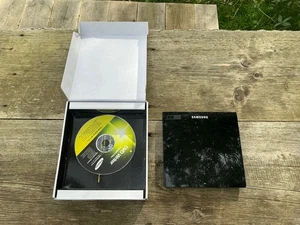 Samsung Ultra Thin DVD CD Writer SE-208 USB Portable Mac Windows - Picture 1 of 3