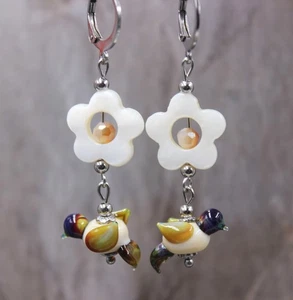 Vogel Ohrringe Blüten Perlmutt Ohrhänger  Lampwork Perlen #L091 - Bild 1 von 7