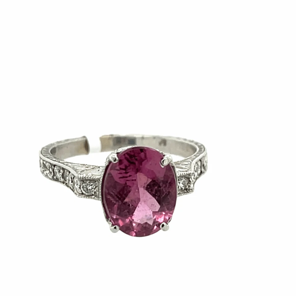 Винтажное кольцо из белого золота 18 карат с розовым турмалином и бриллиантами 2,22 карата — размер 7 - Изображение 1 из 1