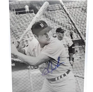 Detroit Tigers Bill Freehan Autographed Black And White Photo 8 × 10 - Picture 1 of 5