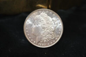1889 US Morgan Silver Dollar Great Condition 90% - Picture 1 of 4