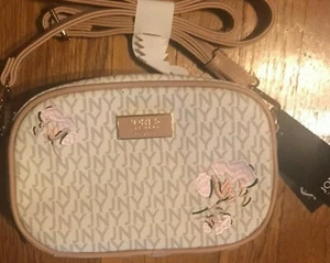Jones New York Signature Camera Crossbody Bag Wallet Function Inside Stone/W/Tan - Picture 1 of 4