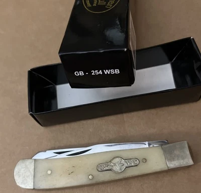 NAVAJA DE BOLSILLO ALEMANA BULL TRAPPER HUESO LISO BLANCO GB-254WSB CON CAJA Foto 1 de 4