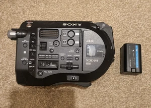 Sony PXW-FS7 Super 35mm 4K Cinema Camera - XDCAM - Picture 1 of 7