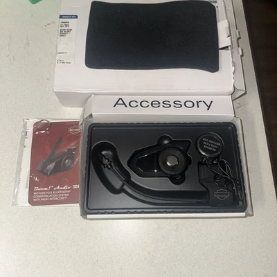 BOOM! Audio 30K Helmet Headset - Harley Davidson Bluetooth 76000838 - Изображение 1 из 3