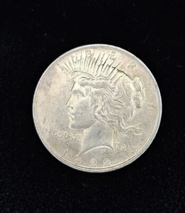 1922 Peace Silver Dollar 90% Silver Uncirculated Beautiful Detail 0 - Picture 1 of 11