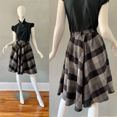 Vintage 70s Gray Plaid Wool High Waist Circle Skirt XS - Image 1 of 4