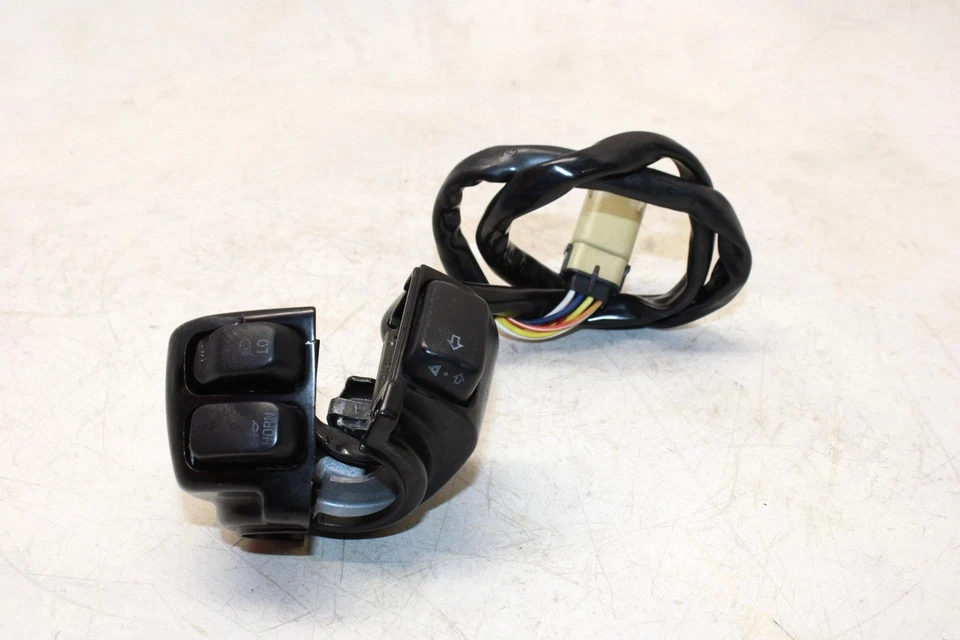 2008 Harley-Davidson V-Rod VRSCAW ЛЕВЫЙ ЗАЖИМ НА РУЧКЕ РУПОР СИГНАЛЫ ПЕРЕКЛЮЧАТЕЛЬ - Изображение 1 из 4