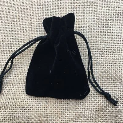 Bolsas de Terciopelo Multicolor Joyería Boda Fiesta Favores Regalos Bolsas con Cordón  Foto 1 de 4