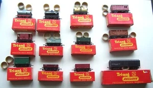 12 x Triang Railway Wagons - - Picture 1 of 7
