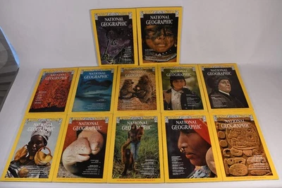 National Geographic Magazine – 1975 Complete Year 12 Issues + 5 Maps Foto 1 de 4