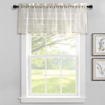 Cenefa de cortina de ventana transparente texturizada para granja, 52" W x 18" L, beige Foto 1 de 4