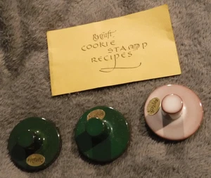 Vintage Rycraft Inc. Keramik Keks STEMPEL GRÜN & Creme - 3 & KOKIGES REZEPTBUCH - Bild 1 von 6