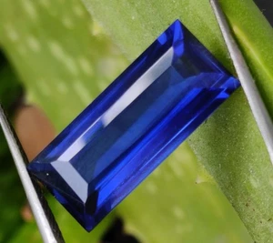 Piedra preciosa suelta certificada con forma de baguette de zafiro azul impecable natural de 10,75 quilates - Imagen 1 de 11