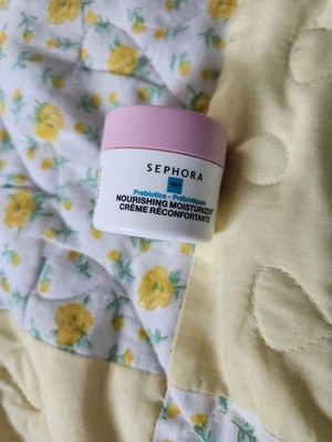 Crema hidratante nutritiva SEPHORA con prebióticos 0,67 oz./ 20 ml tamaño de viaje sellada Foto 1 de 4