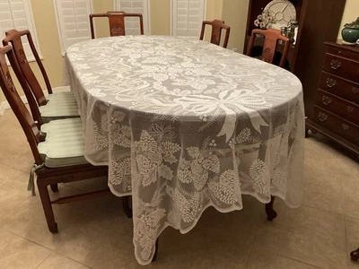 NOVA toalha de mesa de renda branca borda recortada retangular 60”x104” arcos de pinha - Imagem 1 de 4