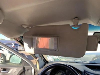 Driver Sun Visor Illuminated Dual Bulbs OEM 10-14 LEGACY 1370953 - Image 1 of 4