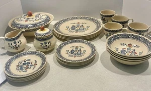 25 Pcs Johnson Bros Staffordshire England  Old Granite Hearts & Flowers SET of 4 - Picture 1 of 8