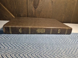 The Perry Stone Hebraic Prophetic New Testament Study Bible  (1st Ed) - Bild 1 von 6