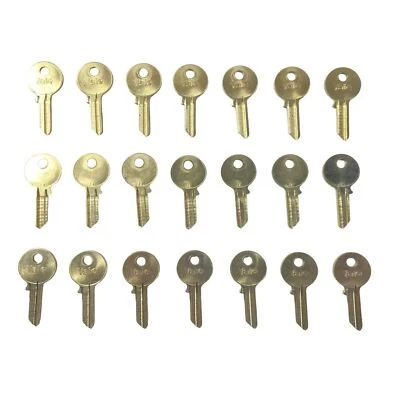 Yale Original Key Blank S1041JA Box of 21 - Image 1 of 3