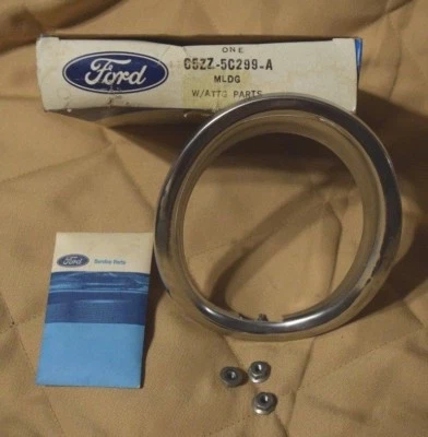  NOS-1965-1966 FORD MUSTANG GT-289 PUNTA ESCAPE BISELES (par) Foto 1 de 3