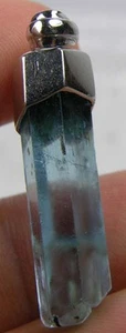 28,60ct Vietnam 100 % natürlich beendet Aquamarin Kristall Anhänger 5,70 g 32 mm - Bild 1 von 5