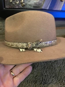 New Rattlesnake hat band. Handmade. With rattles. adjustable. - Picture 1 of 6
