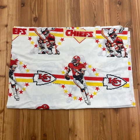 Vintage Bibb Company White Kansas City Chiefs Poly/Cotton Graphic Bed Sheet Siz Cover