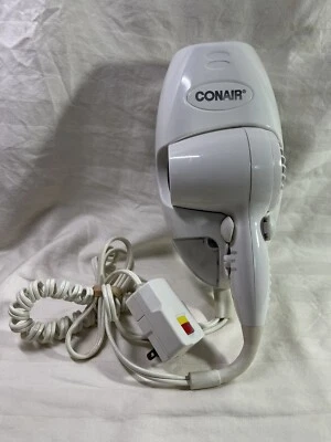 Conair 134NR Wall Mount Hair Dryer 1600 W White EUC - Image 1 of 4