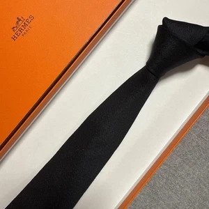 Excellent Condition Hermes Tie Black Solid with Glitter - Picture 1 of 8