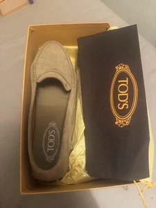 Damen Slipper 40,5 von Tods Cremebeige mit Karton - Bild 1 von 2