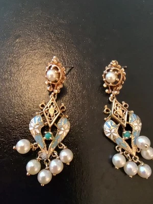 Pendientes vintage con poste de araña y perlas de esmalte turquesa de oro amarillo de 14k Foto 1 de 4