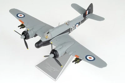 AA28602 Corgi Beaufighter TF.Mk X 1/72 Model RD805 RAF No.45 Sqn - Image 1 of 2