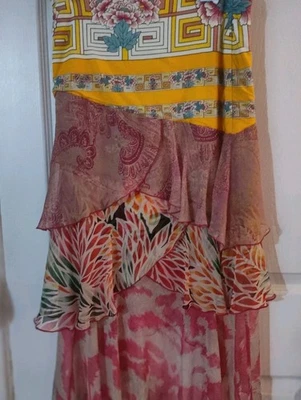 Saia de seda vintage Diane Von Furstenberg tamanho 6 geométrica em camadas patchwork caprichosa - Imagem 1 de 4