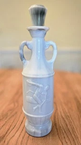 1971 Vintage Jim Beam Slag Glass Decanter Discus Thrower McGill Canadian Whiskey - Picture 1 of 5