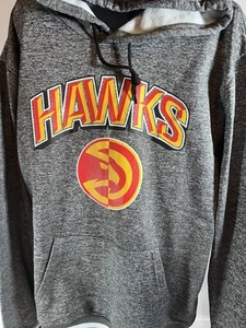 Men's Focused Pullover Fleece Hoodie Sweatshirt Atlanta Hawks - Picture 1 of 11