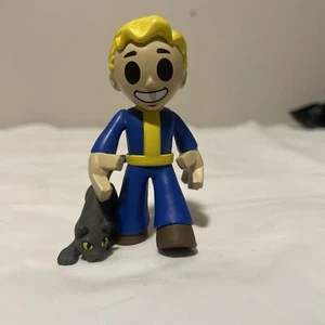 Funko Mystery Minis Fallout 4 Vault Boy Luck Perk Vinyl Figure - TV Show - Picture 1 of 5