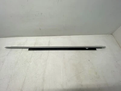 AUDI Q5 QUATTRO 2009-2012 PUERTA DEL CONDUCTOR DELANTERA IZQUIERDA VENTANA RESISTENTE A LA INTEMPERIE SELLADO Foto 1 de 4