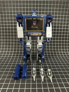 G1 Transformers Reissue SOUNDWAVE w/ broken door - Picture 1 of 2