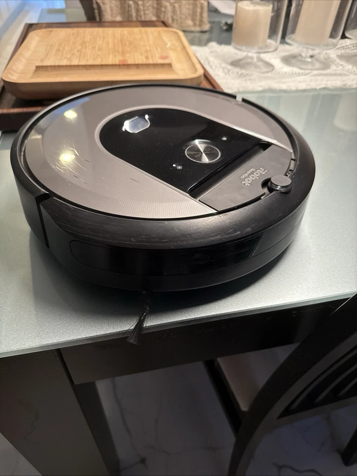 Roomba i8, 4 Years Old, Charger Bag Still Full, Small Minor Scratches - Image 1 of 4