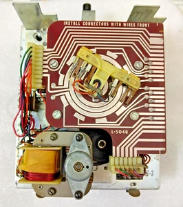 ROWE AMI JUKEBOX MECHANISM UNITA' DI RICERCA 200 SELEZIONI - Foto 1 di 6