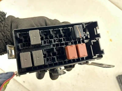 Scatola fusibili SUBARU FORESTER SJ 81402SJ160 2.5 benzina 126kw 2020 33197923 - Immagine 1 di 4