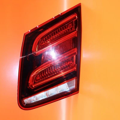 MERCEDES BENZ E350 LUZ TRASERA MALETERO DERECHA 2014 2015 2016 E550 LED SEDÁN W212 OEM Foto 1 de 4