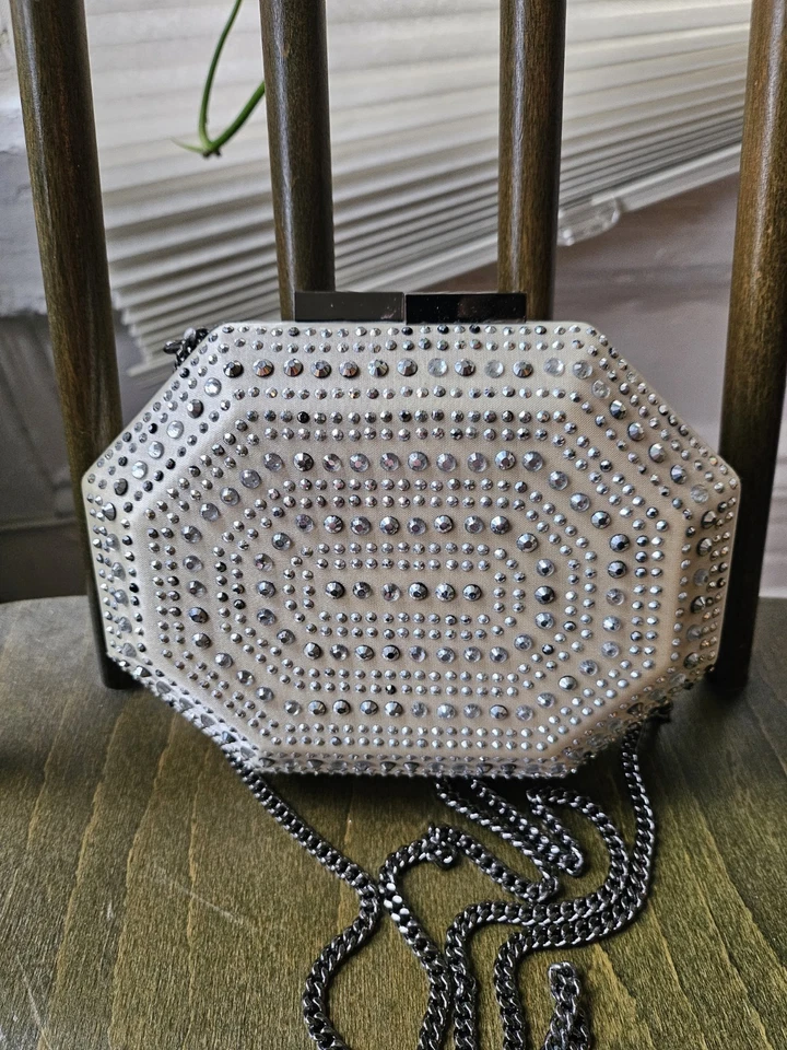 Bolso sin asas formal de noche Tadashi Shoji Ciara beige con correa de cadena extraíble Foto 1 de 4