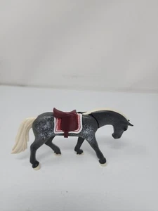 Playmobil grau geflecktes Pferd braun Sattel Puppenhaus Scheune Figuren - Bild 1 von 5