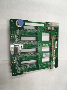 0RH478 Dell DA0S10TH6D3 Dell Poweredge 840 Server Backplane Board - Picture 1 of 3