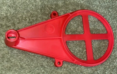 2016 Hasbro Mouse Trap Game Red Washtub Base Replacement Pieces Part - Image 1 of 4